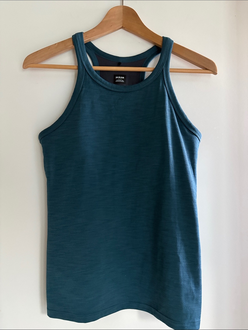Prana Teal Racerback exercise/yoga top built in bra with liners